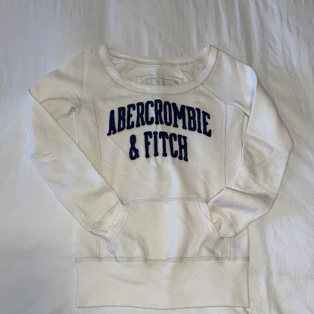 Off-white Abercrombie & Fitch fleece sweater XS